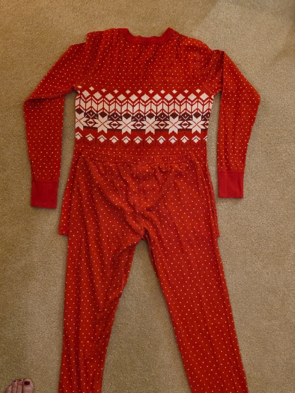 Hanna Andersson Red and White Fair Isle Pajama Set - Picture 4 of 4